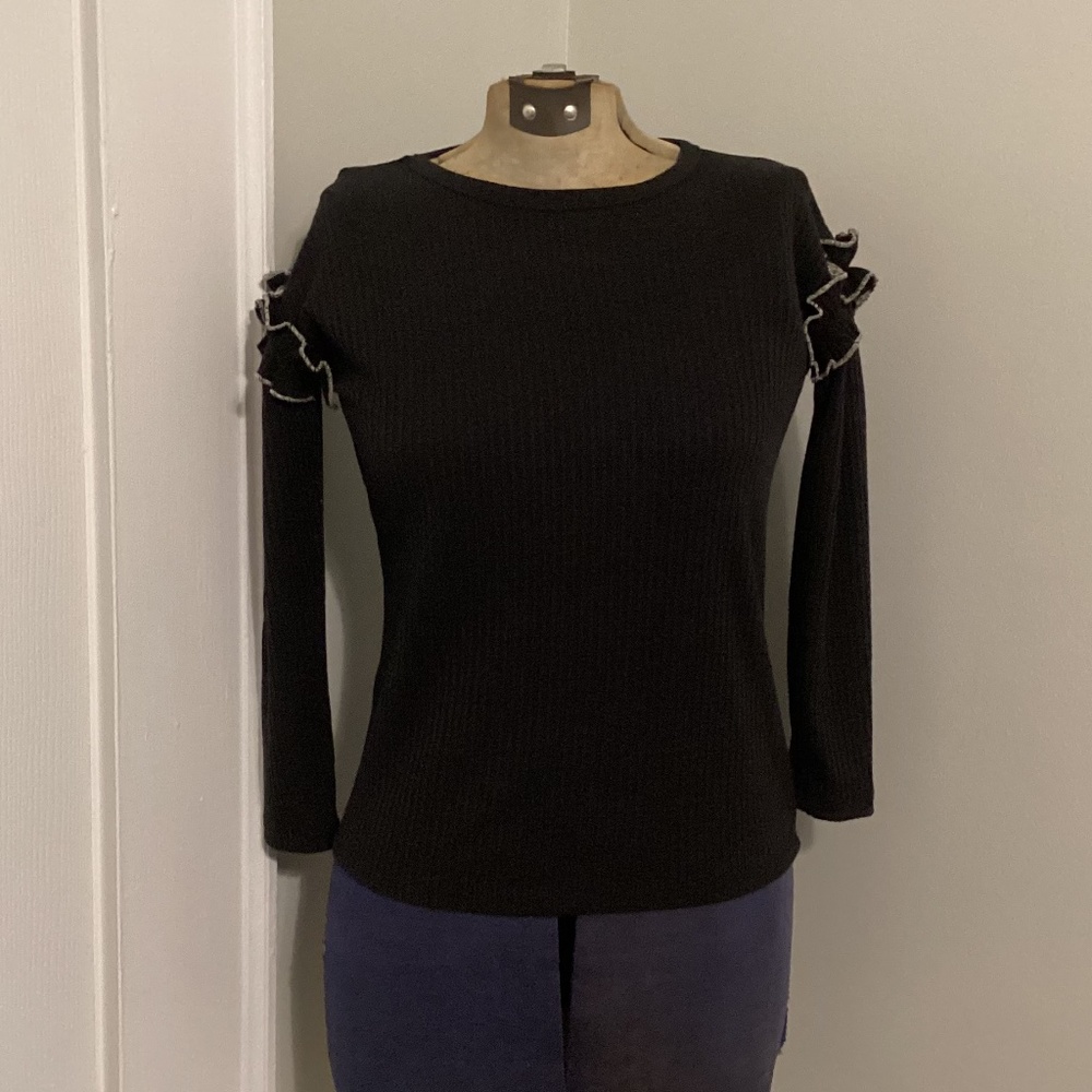 Hayden Black White Ruffile Shoulder Casual Top